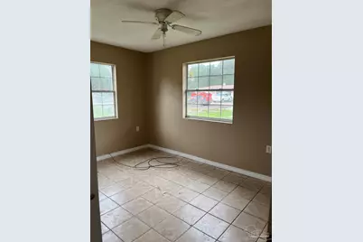 4 Ellis Dr #B, Pensacola, FL 32507 - Photo 10