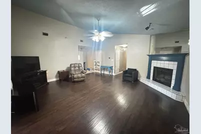 5277 Crystal Creek Dr, Pace, FL 32571 - Photo 6