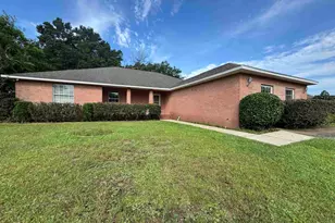 5277 Crystal Creek Dr, Pace, FL 32571 - Photo 2