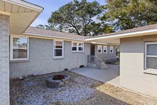1808 N Reus St, Pensacola, FL 32501 - Photo 34