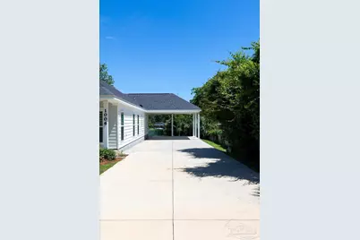1006 W Lloyd St, Pensacola, FL 32501 - Photo 6