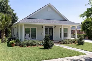 1006 W Lloyd St, Pensacola, FL 32501 - Photo 2