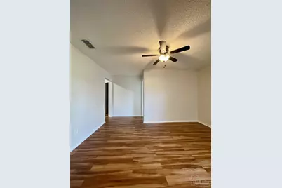 7747 Fenwick St, Navarre, FL 32566 - Photo 10