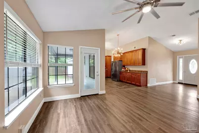 8182 Crystal Wells Pl, Pensacola, FL 32533 - Photo 6