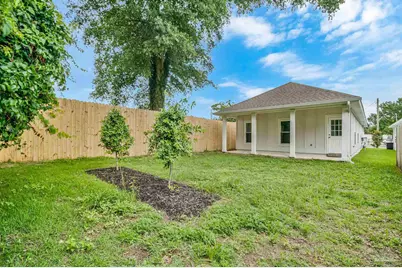 241 N H St, Pensacola, FL 32502 - Photo 48