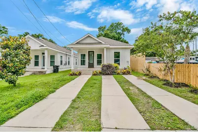 241 N H St, Pensacola, FL 32502 - Photo 1