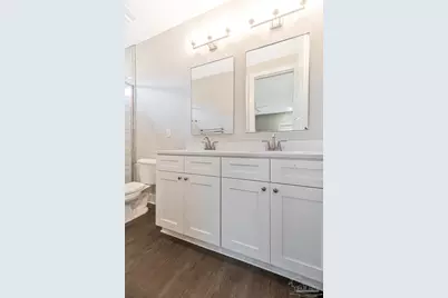 241 N H St, Pensacola, FL 32502 - Photo 26