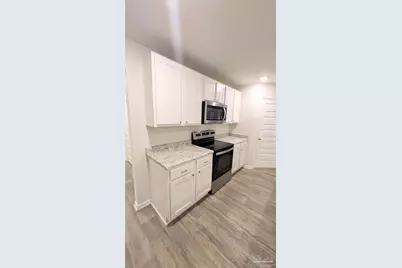 10557 Queens Gate Cir, Pensacola, FL 32506 - Photo 6