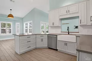 16660 Innerarity Point Rd, Pensacola, FL 32507 - Photo 16