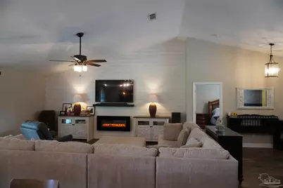 7305 Durden Dr, Pensacola, FL 32526 - Photo 8