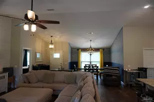 7305 Durden Dr, Pensacola, FL 32526 - Photo 4