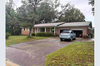 3 Rodgers Pl, Pensacola, FL 32506 - Photo 2