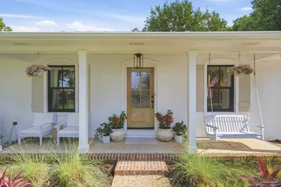 308 Smith Cir, Gulf Breeze, FL 32561 - Photo 2