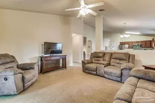 5258 Dalton Cir, Milton, FL 32570 - Photo 8