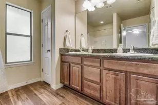 5258 Dalton Cir, Milton, FL 32570 - Photo 12