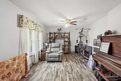 5329 Casper Cir, Milton, FL 32570 - Photo 10