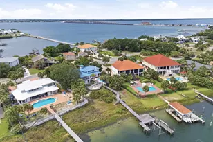 212 Sabine Dr, Pensacola Beach, FL 32561 - Photo 68