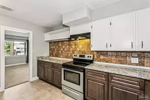 702 N 49th Ave, Pensacola, FL 32506 - Photo 2