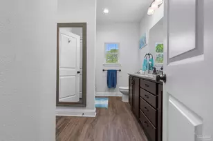 1702 Sound Haven Ct, Navarre, FL 32566 - Photo 28