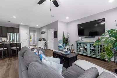 1702 Sound Haven Ct, Navarre, FL 32566 - Photo 16