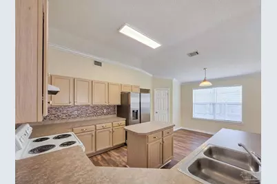 1057 Freeboard Blvd, Pensacola, FL 32507 - Photo 8