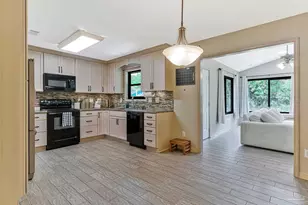 7605 Old Hickory Dr, Pensacola, FL 32507 - Photo 12