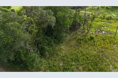 999 New Haven Dr, Cantonment, FL 32533 - Photo 6
