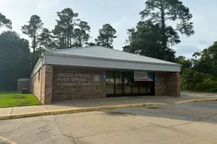999 New Haven Dr, Cantonment, FL 32533 - Photo 16