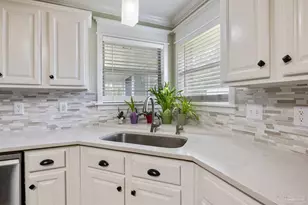 6384 Old Harbor Ct, Gulf Breeze, FL 32563 - Photo 16
