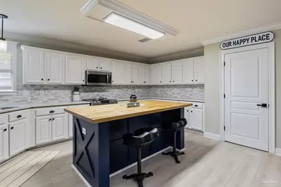 6384 Old Harbor Ct, Gulf Breeze, FL 32563 - Photo 20