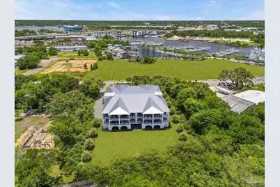 3161 Olde Barrancas Ave #103, Pensacola, FL 32507 - Photo 4