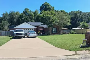 5309 Goshawk Dr, Milton, FL 32570 - Photo 1