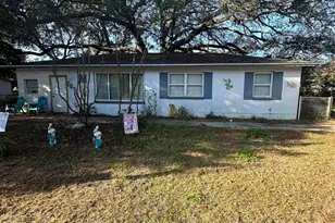 701 Montclair Rd, Pensacola, FL 32505 - Photo 1