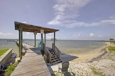 2005 Riviera Ln, Navarre, FL 32566 - Photo 4