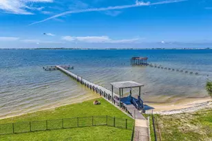 2005 Riviera Ln, Navarre, FL 32566 - Photo 2