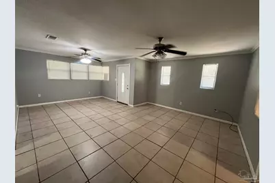 203 Edison Dr, Pensacola, FL 32505 - Photo 4