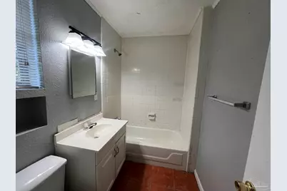 203 Edison Dr, Pensacola, FL 32505 - Photo 12