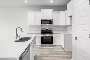 65 Hatten Ct, Mary Esther, FL 32569 - Photo 32