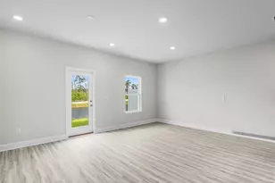 69 Hatten Ct, Mary Esther, FL 32569 - Photo 18