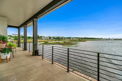 8 Wharf Ave, Pensacola, FL 32502 - Photo 50