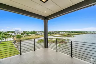8 Wharf Ave, Pensacola, FL 32502 - Photo 40