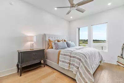 8 Wharf Ave, Pensacola, FL 32502 - Photo 28