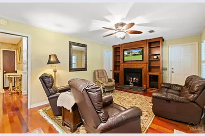 3821 N Century Blvd, McDavid, FL 32568 - Photo 16
