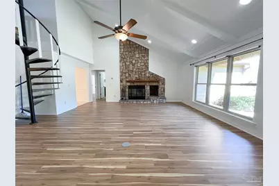 2505 Semoran Dr, Pensacola, FL 32503 - Photo 2