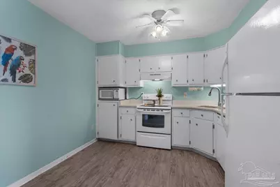 1301 Redwood Ln #F, Gulf Breeze, FL 32563 - Photo 8