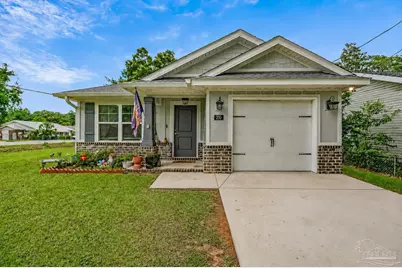 200 S 2nd St, Pensacola, FL 32507 - Photo 1
