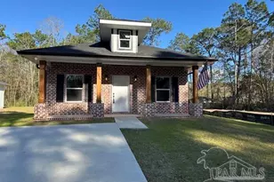 3914 Thornton St, Milton, FL 32571 - Photo 2