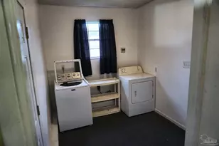 202 Southern St, Pensacola, FL 32503 - Photo 18