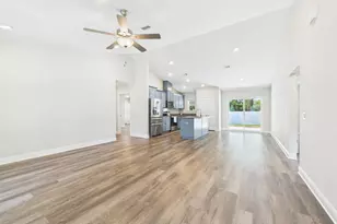 6109 W La Rua St, Pensacola, FL 32506 - Photo 4