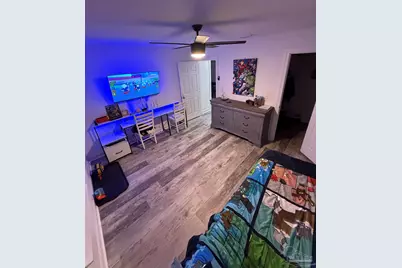 7001 Mobile Hwy, Pensacola, FL 32526 - Photo 10